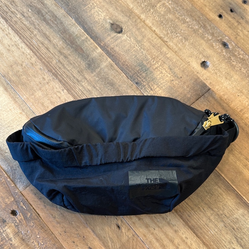 NWOT The North Face Belt Bag Fanny Pack